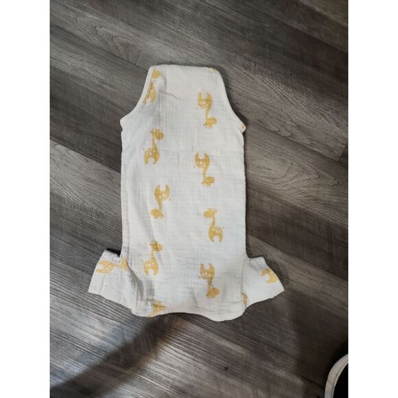 Aden + anais 3 - 6 month onesie unisex Muslin summer short sleeve, giraffes, - Picture 6 of 6